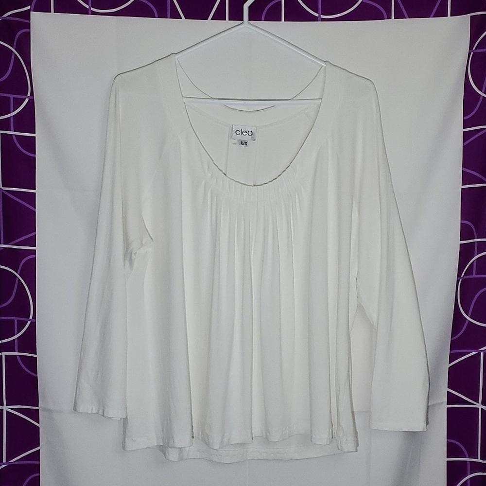 Cleo White Long Sleeve Flowy Shirt - Sz XLarge